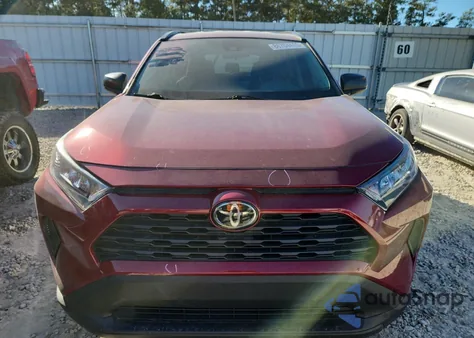 2021 Toyota Rav4 Le z USA, uszkodzony, nr VIN 2T3H1RFV3MW128953